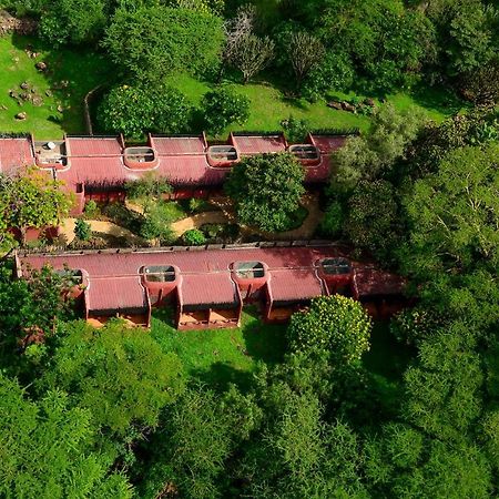 Amboseli Serena Safari Lodge Extérieur photo