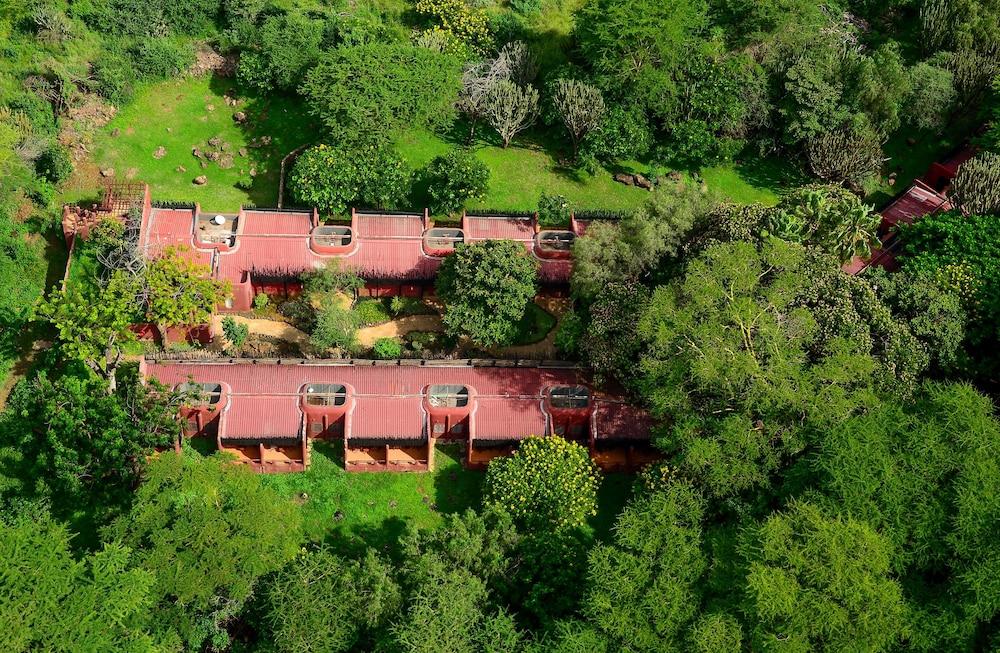 Amboseli Serena Safari Lodge Extérieur photo