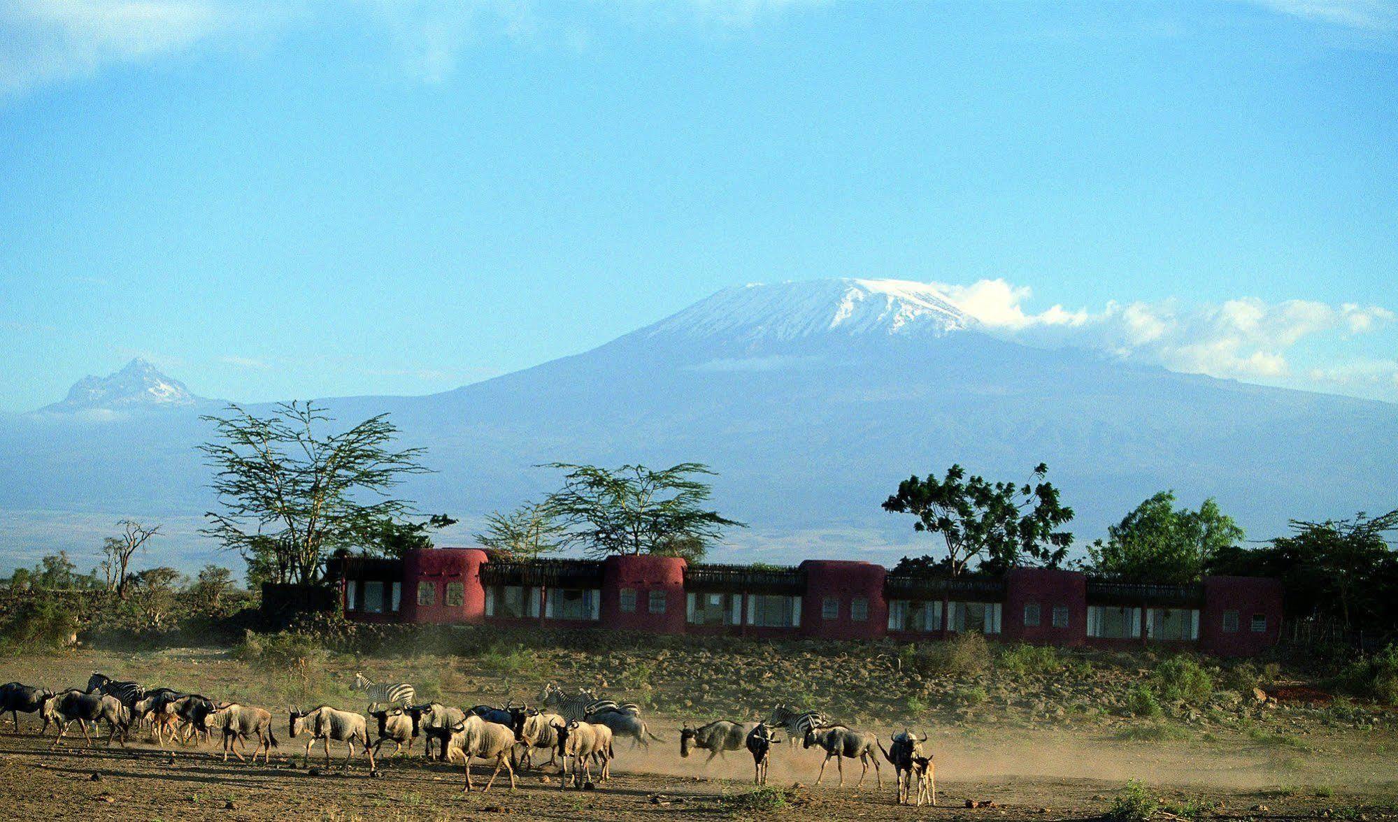 Amboseli Serena Safari Lodge Extérieur photo