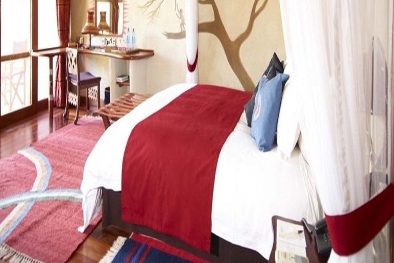 Amboseli Serena Safari Lodge Extérieur photo